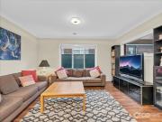 Modern 4 Bedroom Family Home in Botanic Ridge