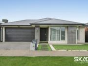 Modern 4 Bedroom Family Home in Craigieburn For Rent...