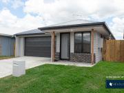 Modern 4 Bedroom Home in Logan Reserve: Your Dream...