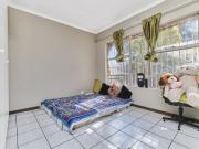 Modern 4 Bedroom Home in Secure, Family Friendly Complex