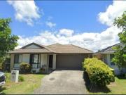 Modern 4 bedroom home with Air con