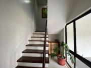 Modern 4 Storey Family Home with 2 3 Car Garage –...