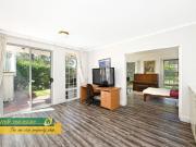 Modern 5 Bedroom House, 4 Bathrooms, DLUG, New Kitchen,...