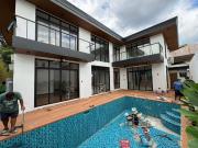 Modern 5 Bedroom House and Lot For Sale in Mapayapa...