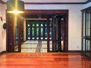 Modern 5 Bedroom House for Sale in Urdaneta Village,...