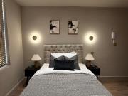 Modern 6 bed HMO — all ensuite rooms + kitchenette