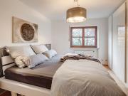 Modern and bright maisonette apartment for rent