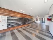 Modern and convenient student apartment near Deakin...