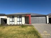 Modern and low maintenance 4 x 2 home on quiet street in...