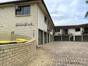 Modern and Low Maintenance Living in Prime Hermit Park...