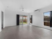 Modern and Spacious Property in Pimpama Your Perfect...