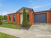 Modern and Stylish Townhouse