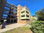 MODERN APARTMENT IN DESIRABLE LOCATION