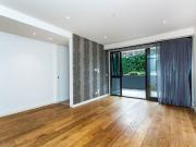 Modern apartment in Doncaster East