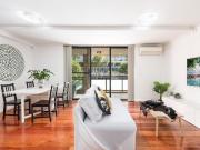 MODERN APARTMENT IN HEART OF REDFERN