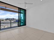 Modern Apartment Living in the Heart of Newstead –...