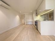 Modern Apartment Living with stacker in West Melbourne