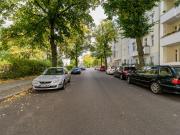 Modern apartment with balcony 10 min from Schönefeld...