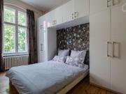Modern apartment with balcony near Savignyplatz in...
