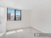 Modern Apartment with Three Balconies in a Prime Location