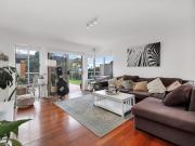 Modern Beachside Living with Huge Private Entertaining...