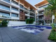 Modern Bright 1 Bed Apartment