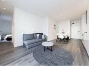 Modern Carlton Apartment with Resort Style Amenities &...