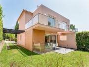 Modern Carvoeiro House by LovelyStay