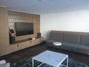 Modern CBD Apartment with Panoramic Views & Car Park