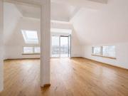 Modern & Charmant | 3 Zimmer DG Wohnung | Balkon | 40m²...