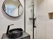 Modern, charming 57 m2 flat in the heart of the lively...