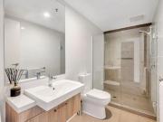 Modern City Living – Fully Furnished Apartment in Prime...