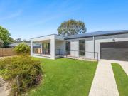 MODERN COASTAL LIVING