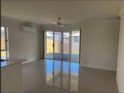 Modern Coastal Living in the Heart of Beachmere!