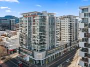 Modern Coastal Living in the Heart of Wollongong