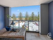 Modern Coastal Living with Ocean Views – Heart of The...