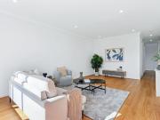 Modern Coastal Luxury. Moments from the Beach