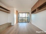 Modern Comfort & Convenience in the Heart of Reservoir