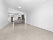 Modern Comfort in Banksia Grove!