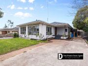 Modern Comfort in Cranbourne 4 Bedroom Family Home