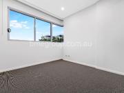 Modern Comfort Meets City Convenience – Spacious 3...