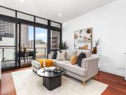 Modern Comfort Meets Historic Charm Spacious City Apartment