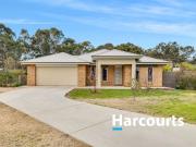 Modern Comfort Meets Tranquil Surroundings