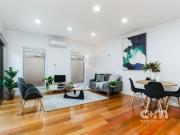 MODERN & CONTEMPORARY LIVING