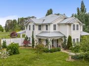 Modern Country Elegance in a Private Garden Setting