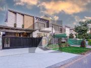 Modern Design 1 Kanal House For Sale In DHA Phase 8...