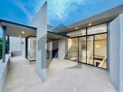 Modern Design Corner House Near To Central Park For Sale...