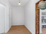 Modern Designer Loft II Spacious Dining Area – Ideal for...