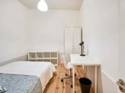 Modern double interior bedroom in Cais do Sodré Room 4 Modern double interior bedroom in Cais do Sodré Room 4