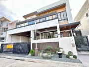 MODERN ELEGANT HOUSE FOR SALE IN BF HOMES PARANAQUE